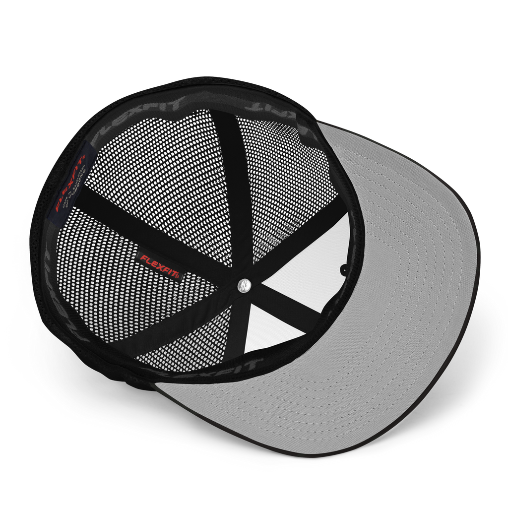RUN Antelope Closed-back trucker cap | Flexfit 6511 | Flat Embroidery
